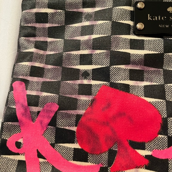 Kate Spade Zipper Pouch - Picture 6 of 12